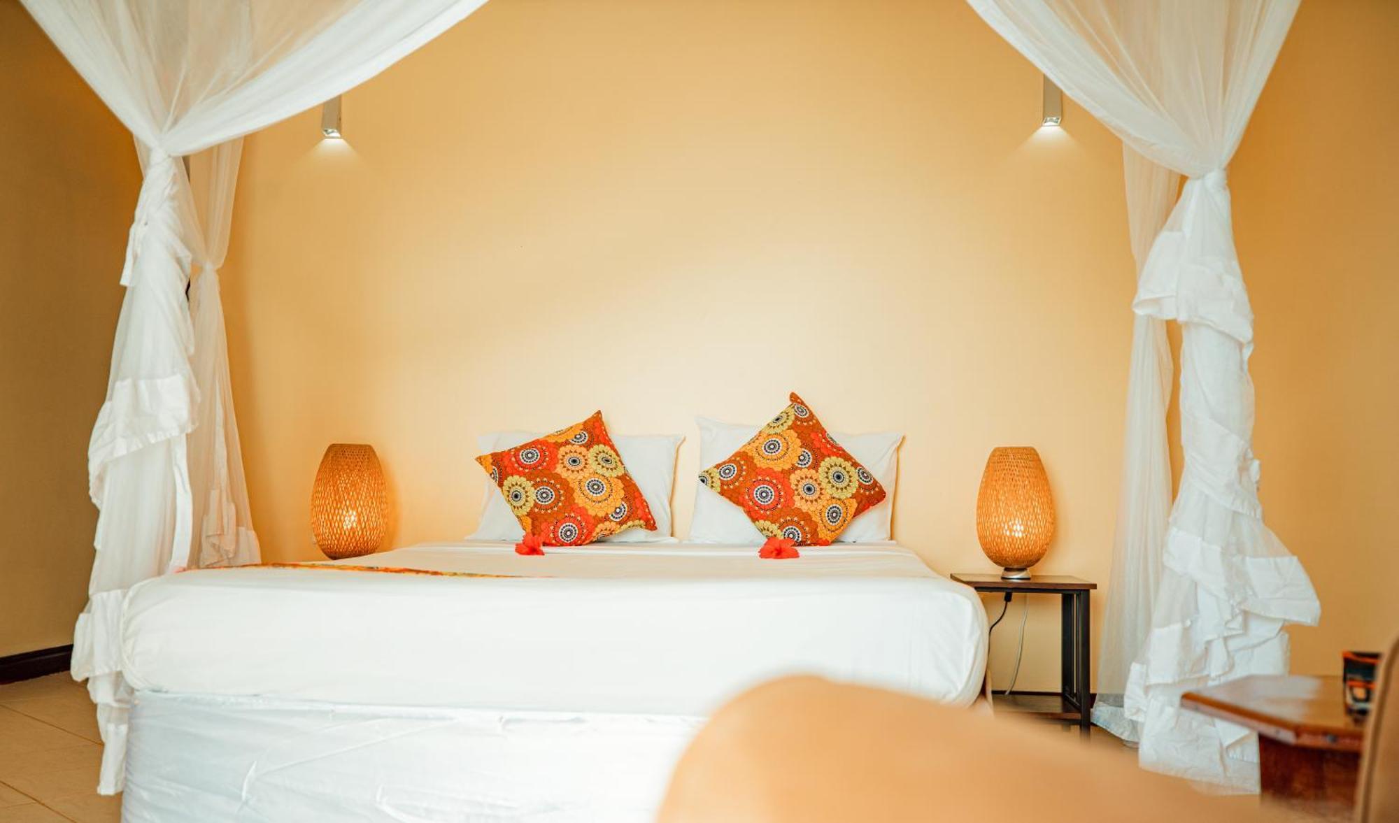 Sansi Kae Beach Resort Michamvi Kae ภายนอก รูปภาพ