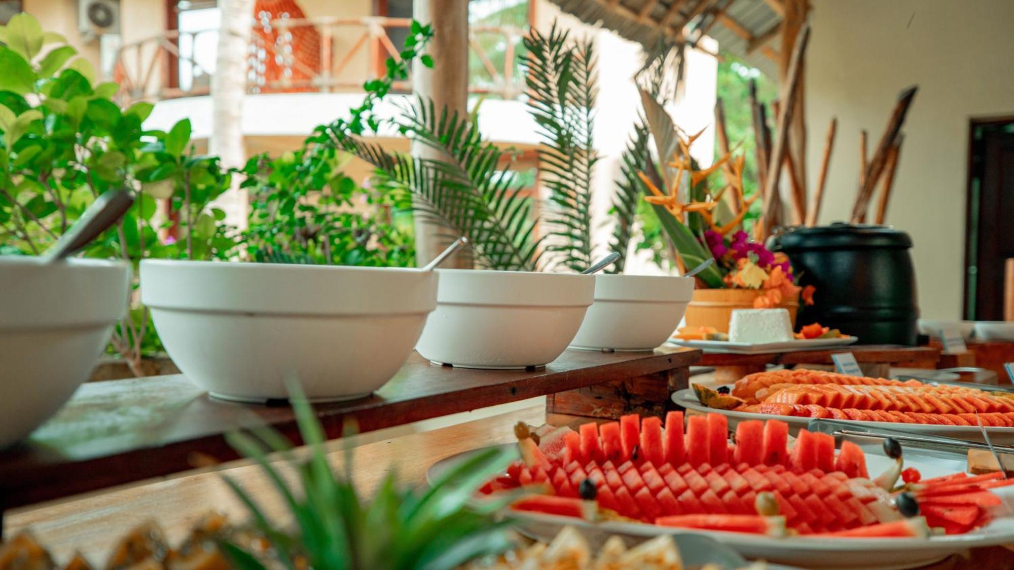 Sansi Kae Beach Resort Michamvi Kae ภายนอก รูปภาพ