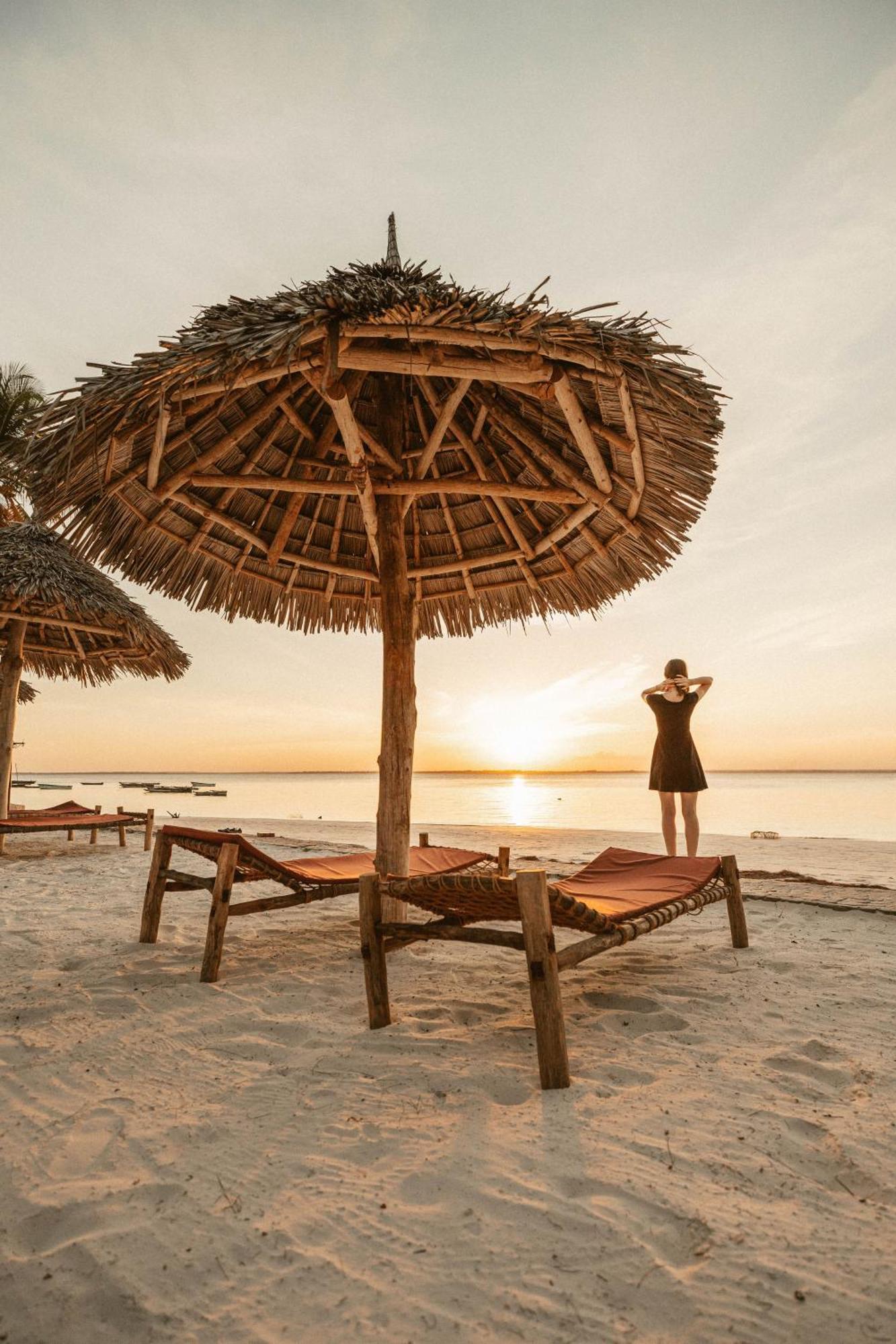 Sansi Kae Beach Resort Michamvi Kae ภายนอก รูปภาพ