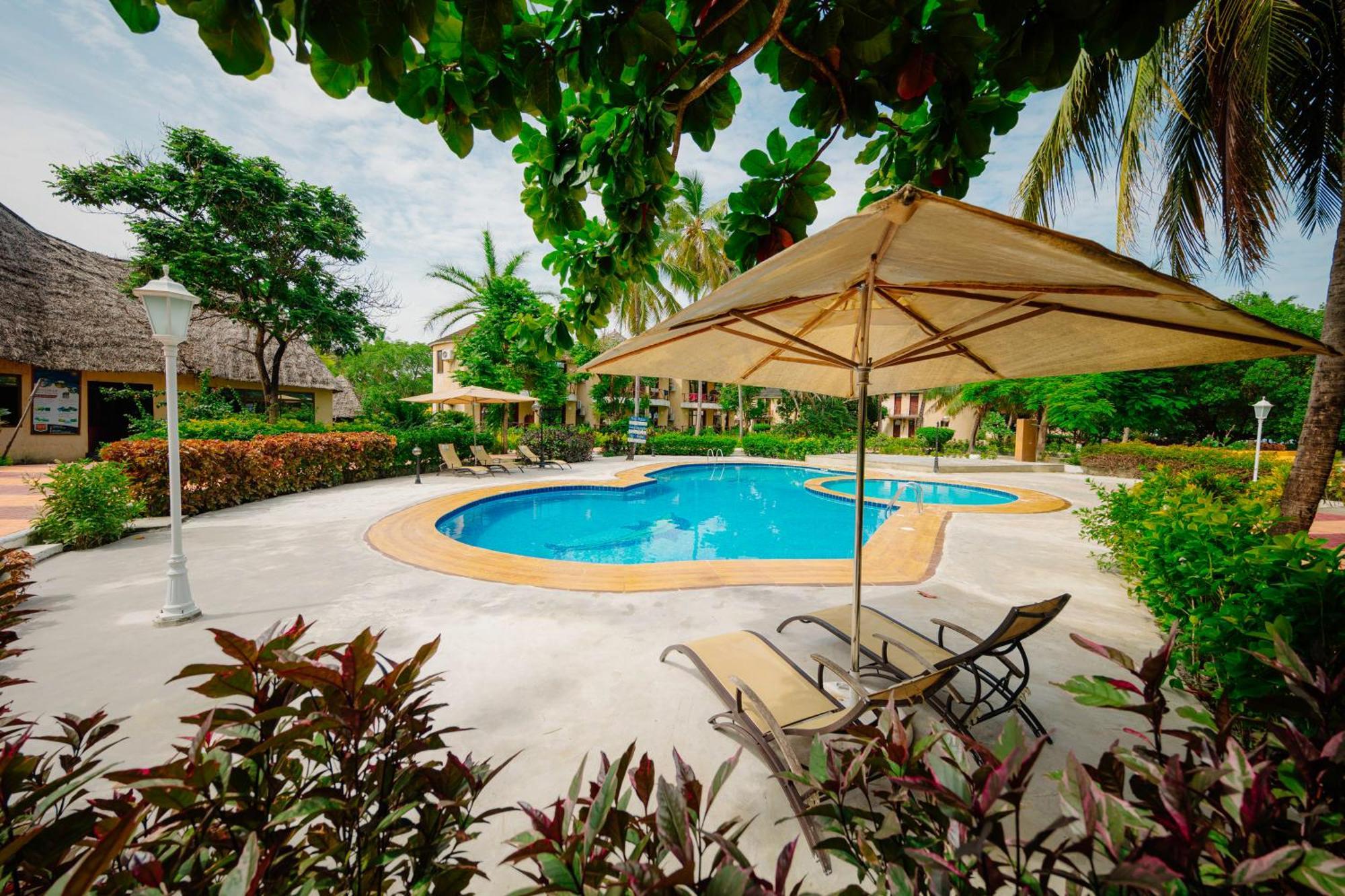 Sansi Kae Beach Resort Michamvi Kae ภายนอก รูปภาพ